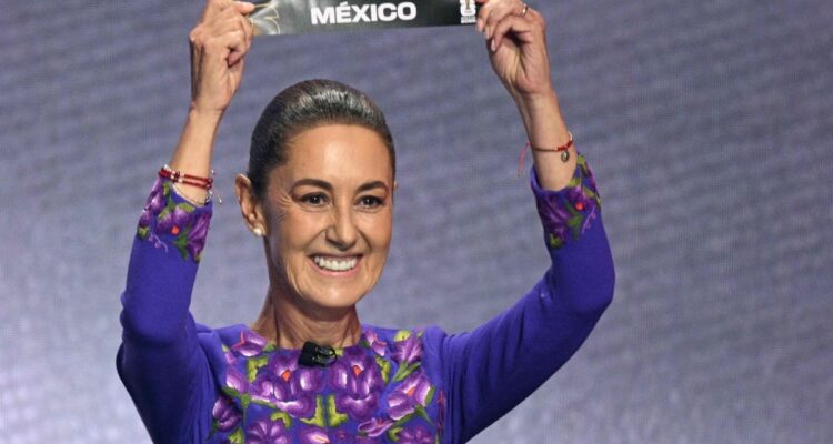 Sheinbaum se consolida entre las cinco mujeres más influyentes del planeta, según *Forbes